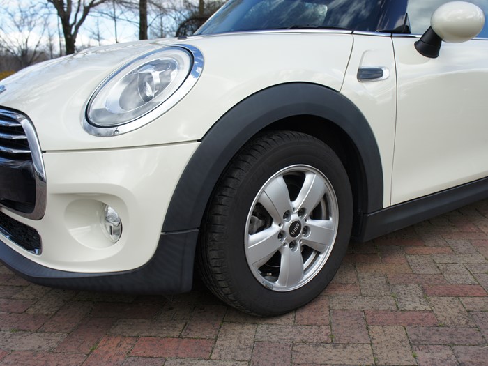 魁磨き塾 未塗装樹脂ブラックコート | 商品情報 | プロスタッフ