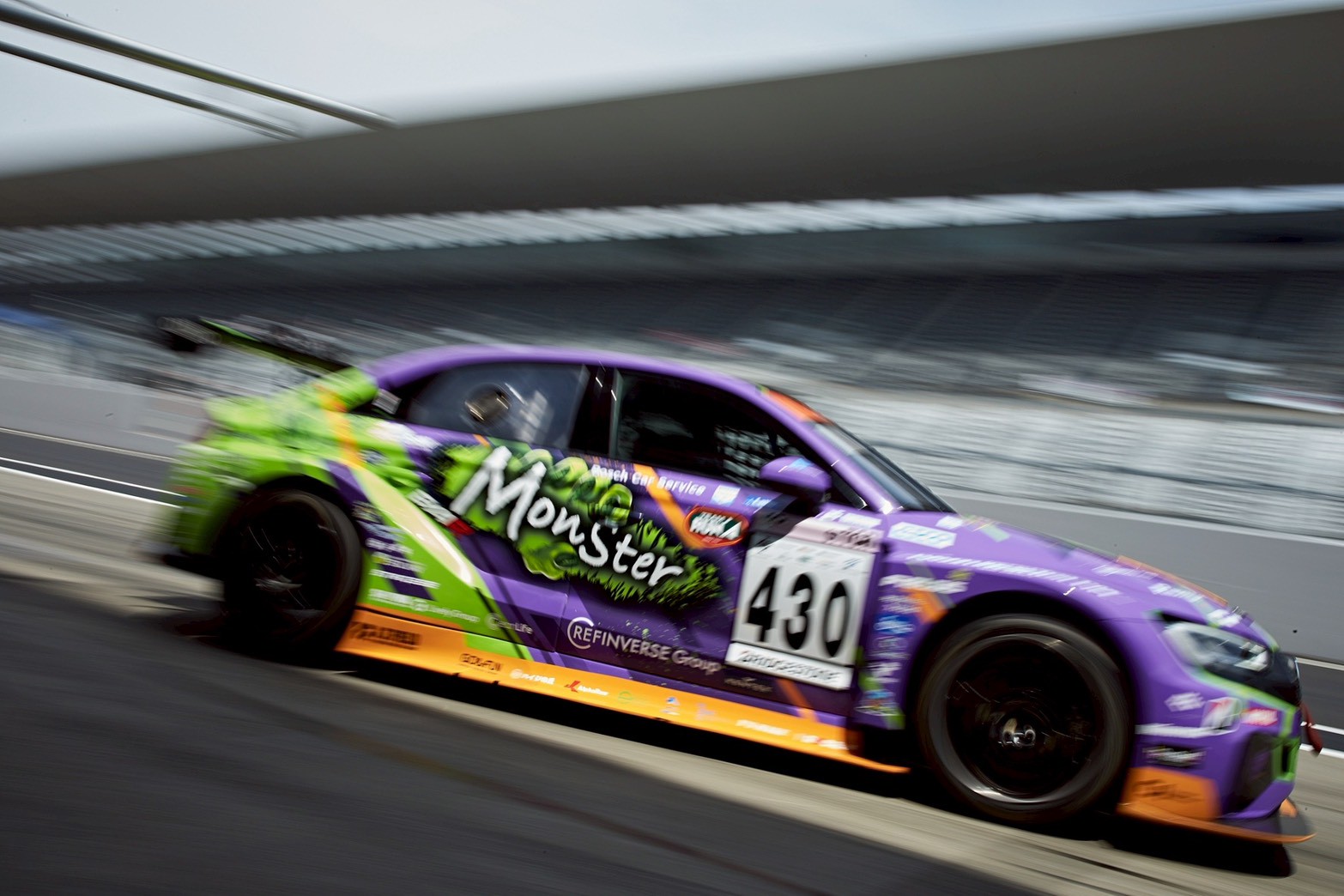 EVAR_MONSTER_CAR_RACE